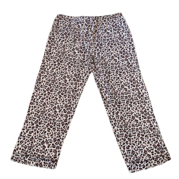 NWT Flora 2 Piece Animal Print Pajama Set - Picture 8 of 14